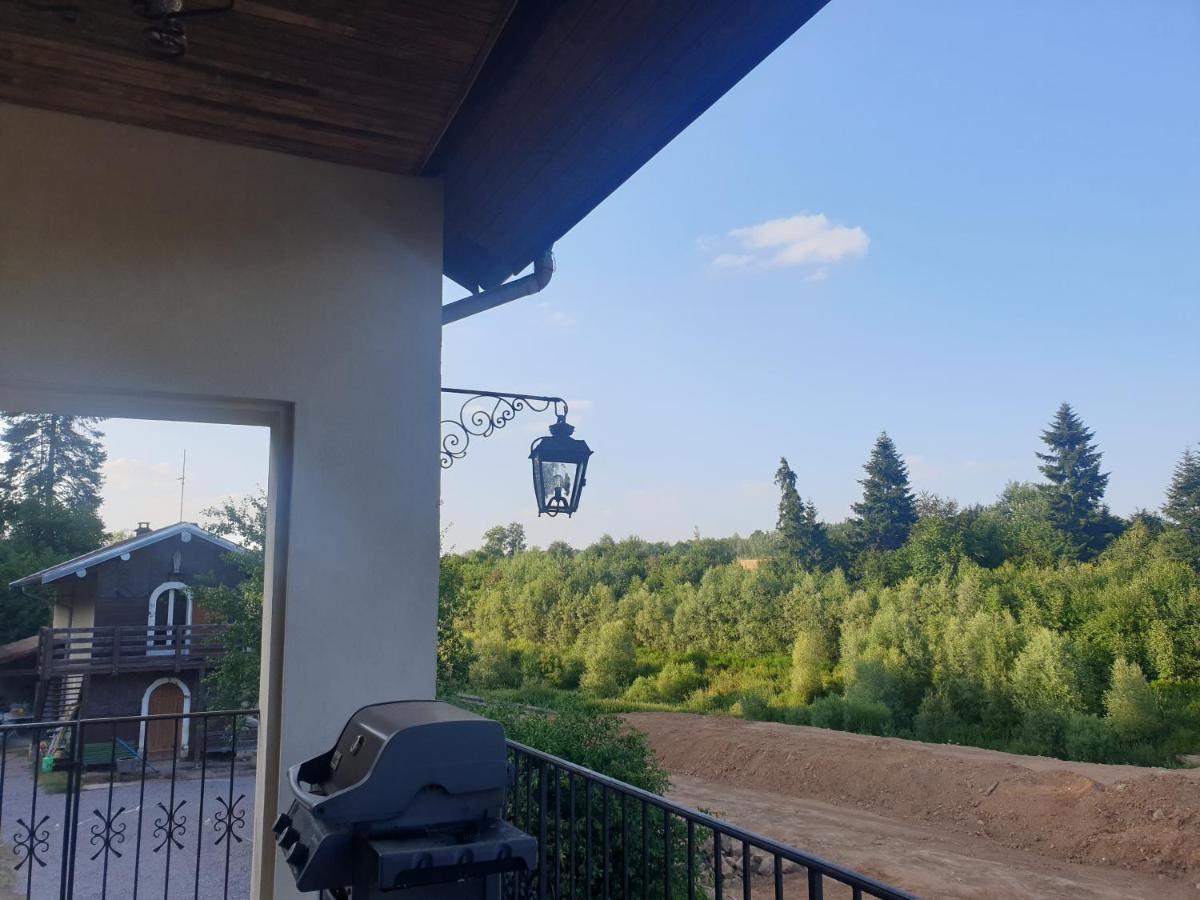 White Wood Villa Darney Buitenkant foto